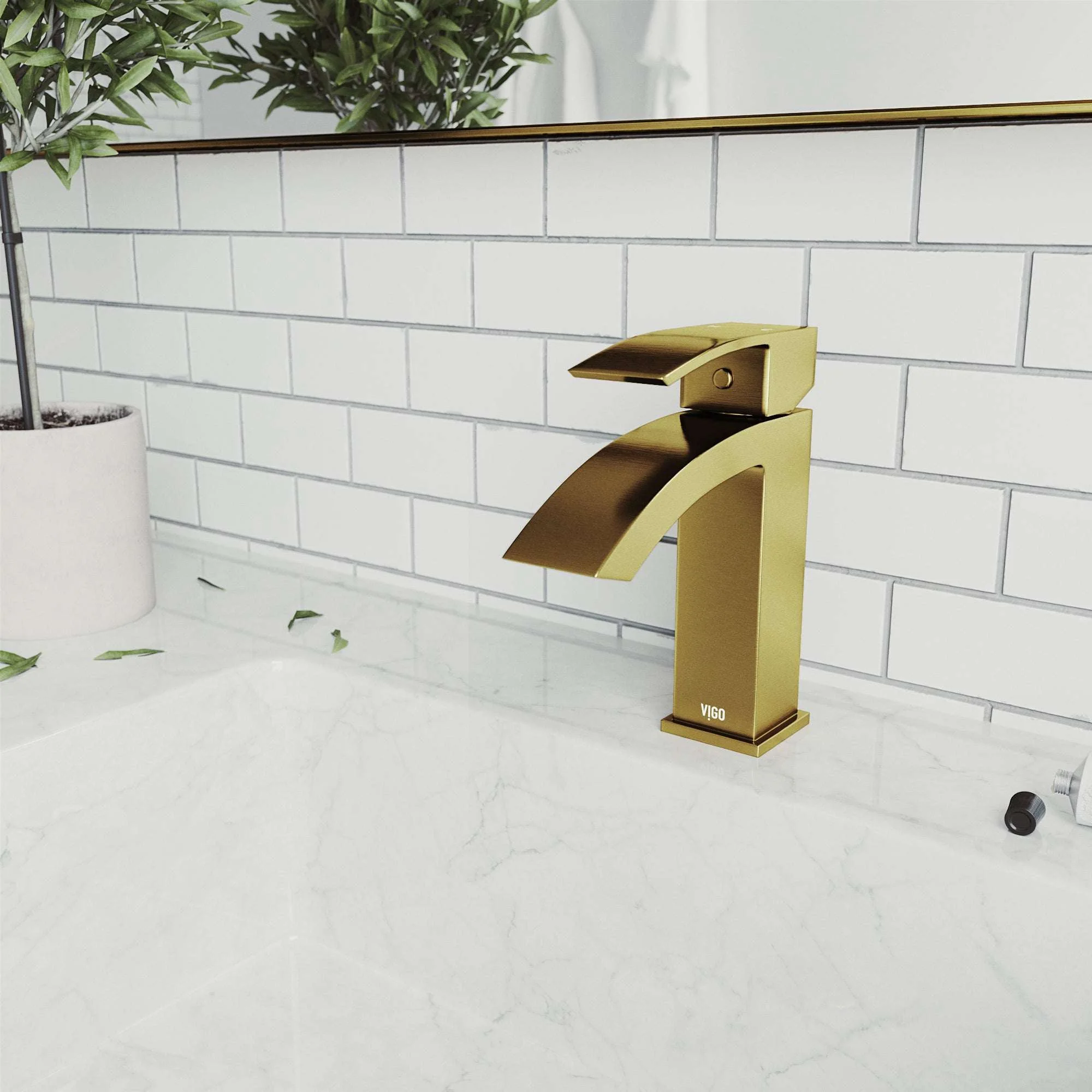 Satro Single Hole Bathroom Faucet - Image 22