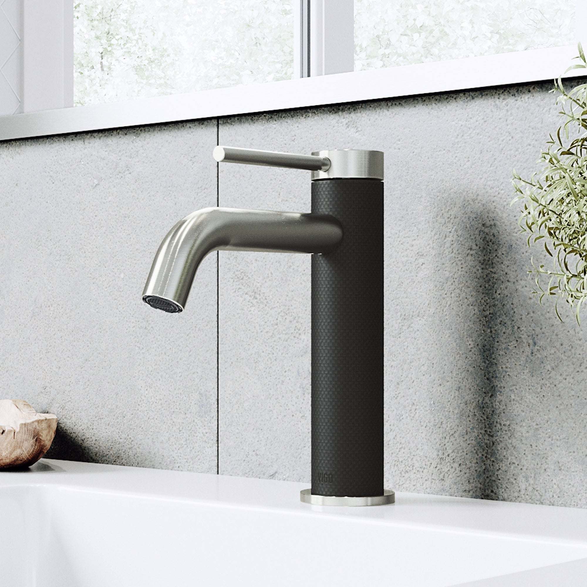 Madison Single Hole Bathroom Faucet - Image 5