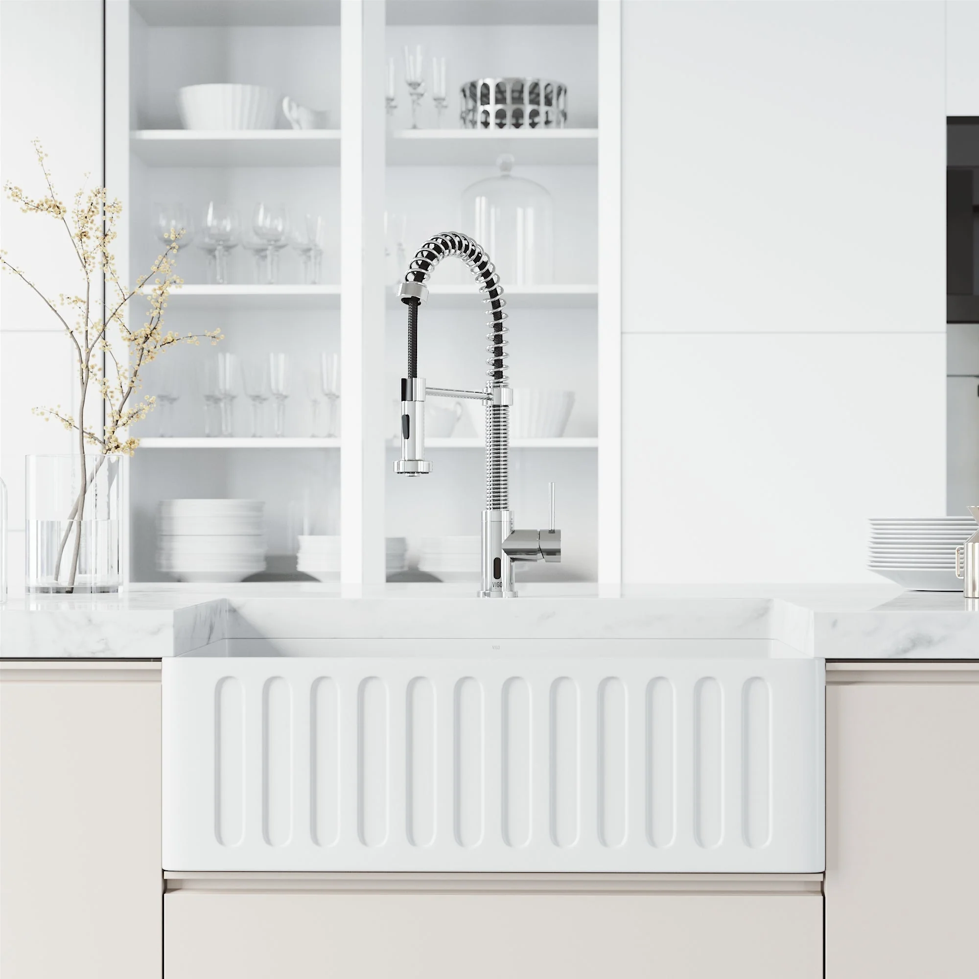 Edison Touchless Pull-Down Kitchen Faucet - Image 3
