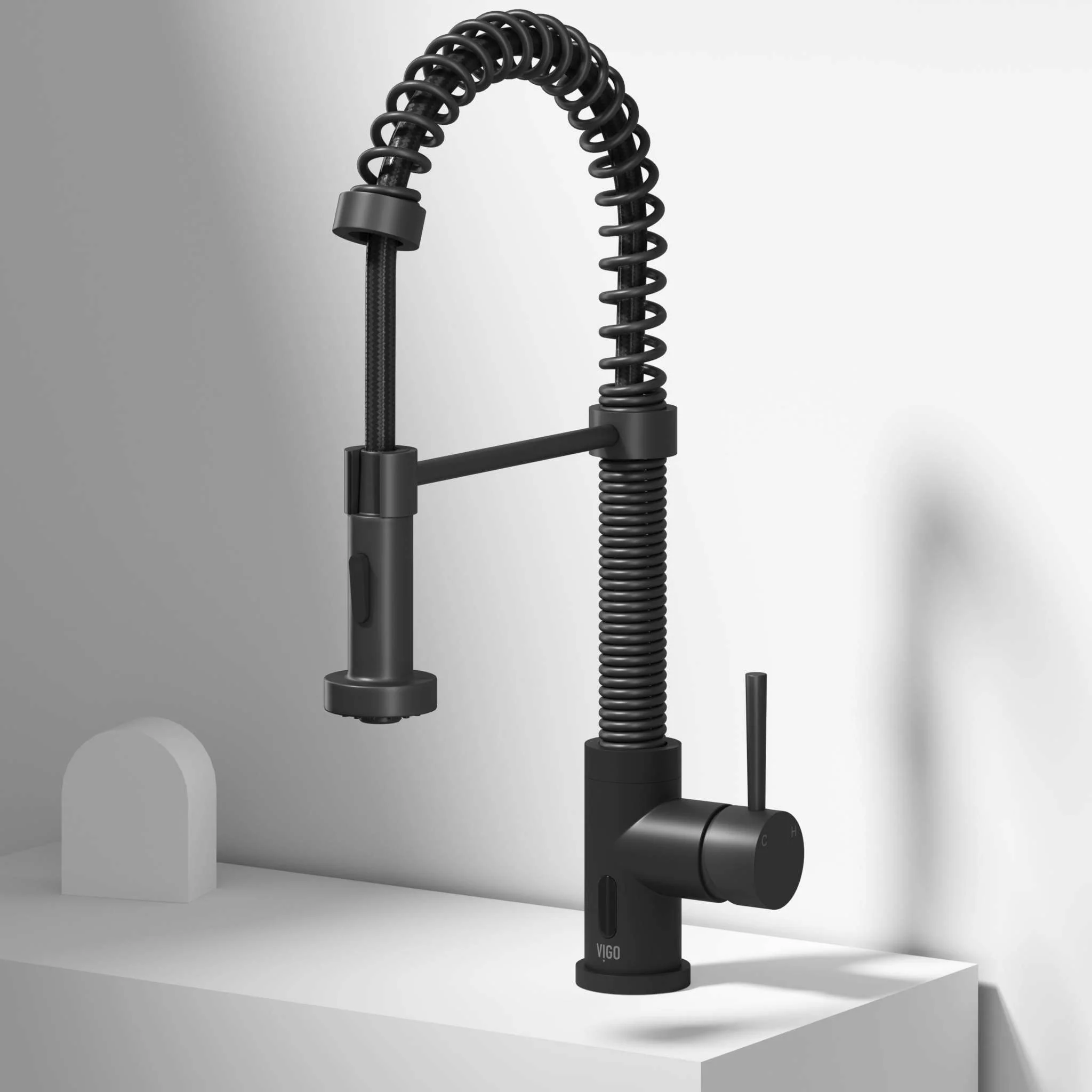 Edison Touchless Pull-Down Kitchen Faucet - Image 30