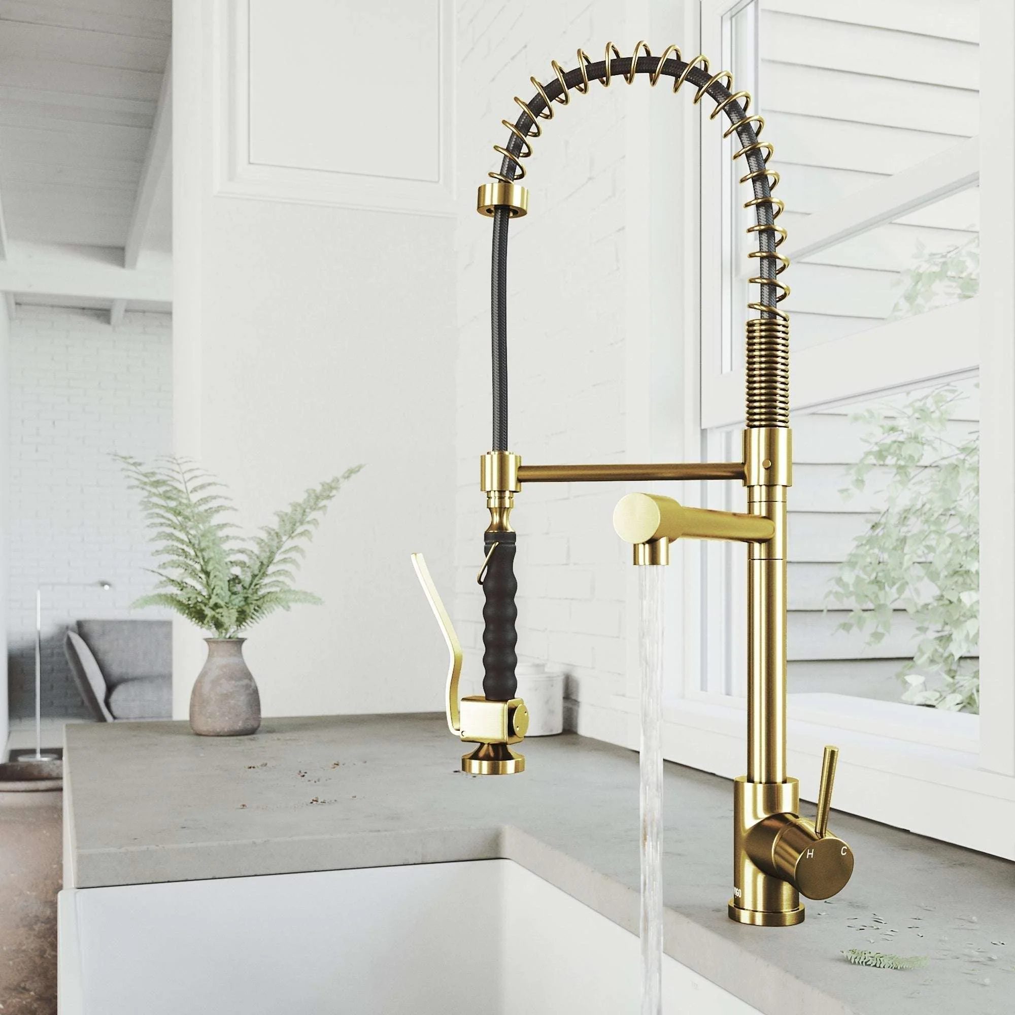 Zurich Pull-Down Kitchen Faucet - Image 16