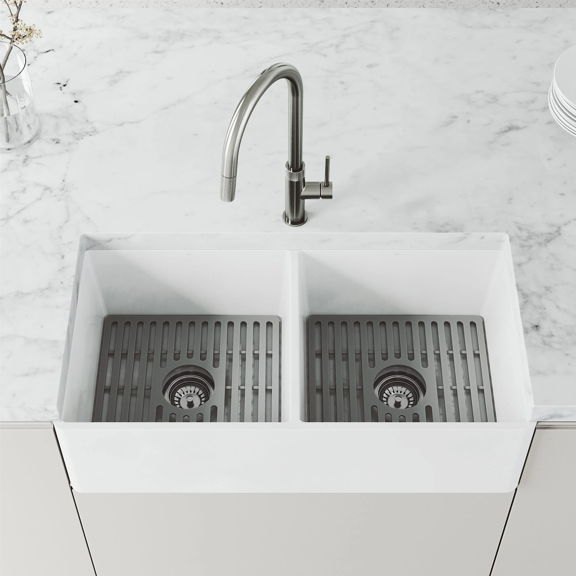 Bristol Pull-Down Spray Kitchen Faucet - Image 52