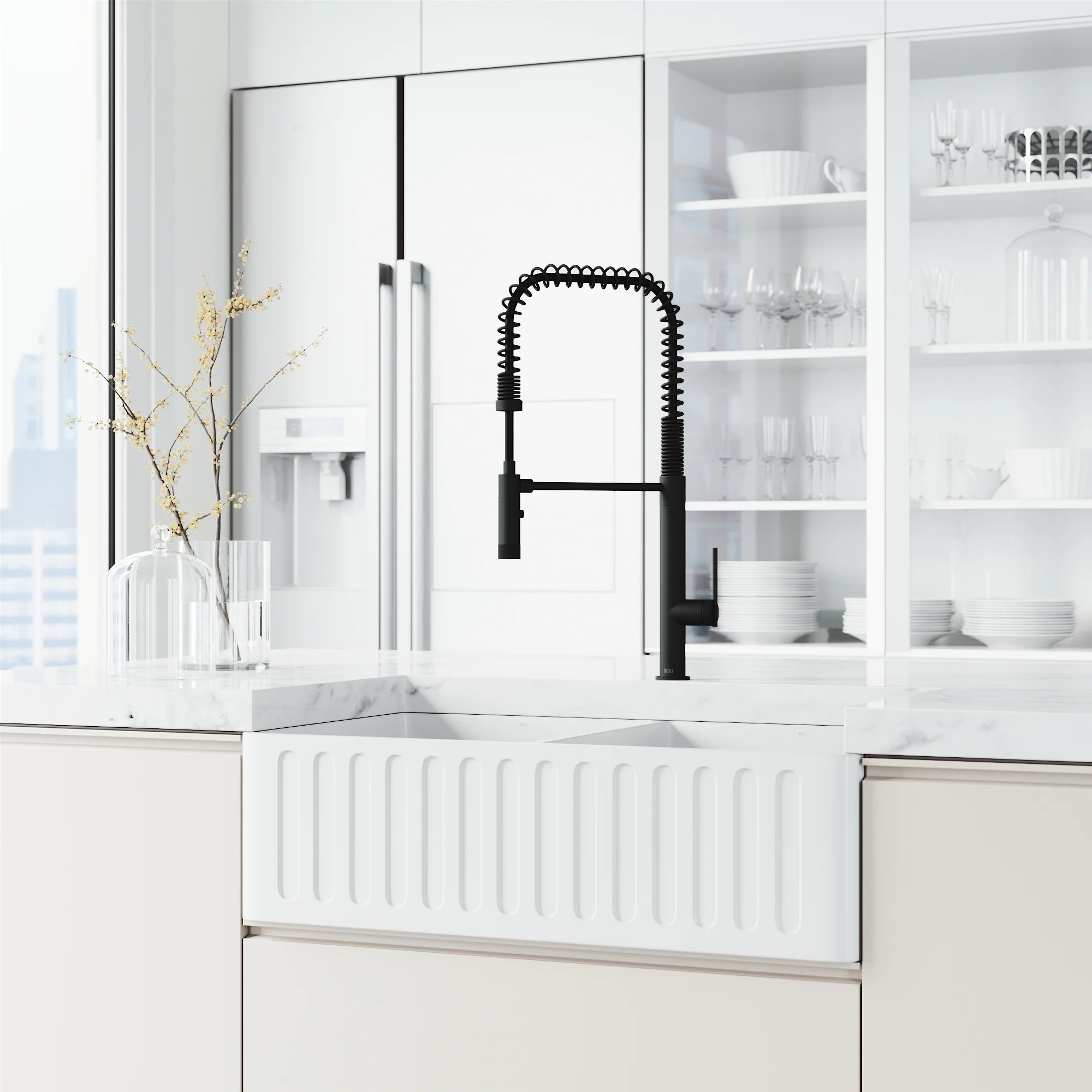 Sterling Pull-Down Kitchen Faucet - Image 2