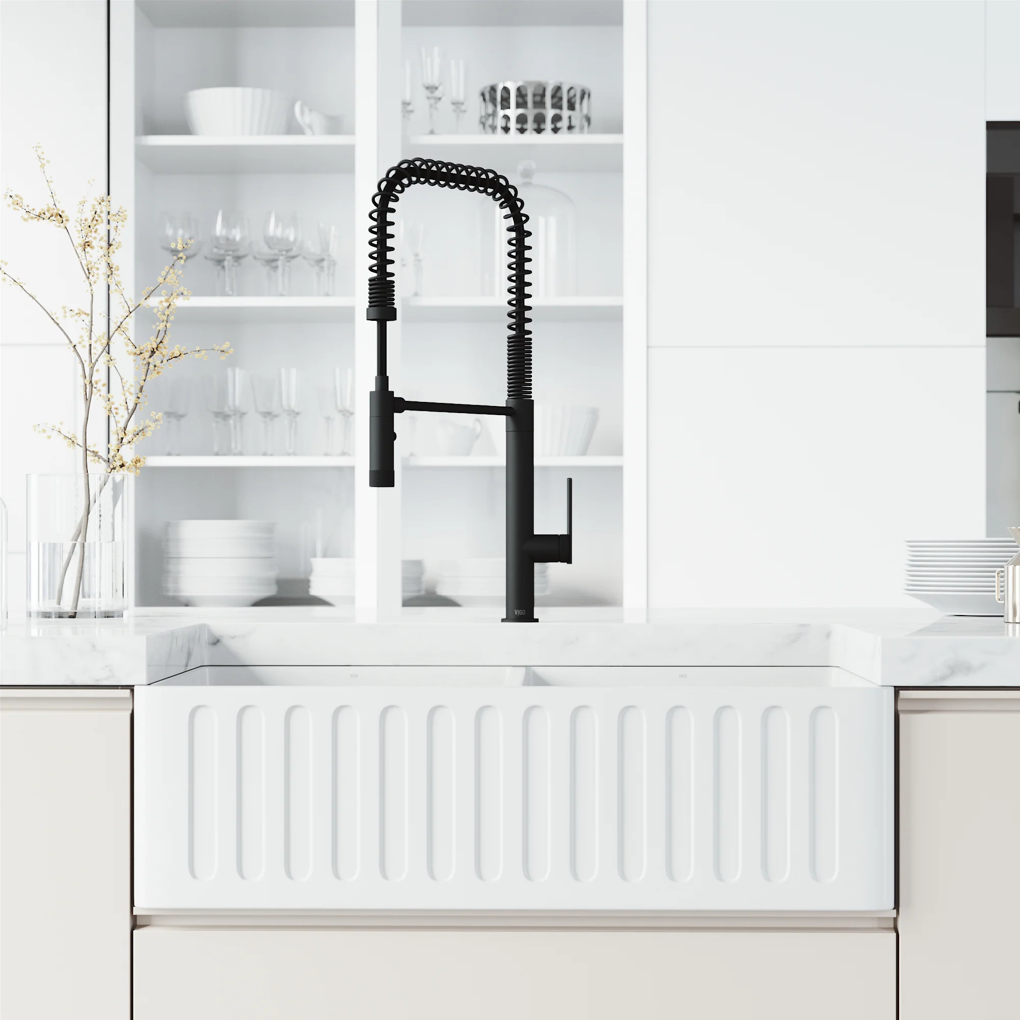 Sterling Pull-Down Kitchen Faucet - Image 4