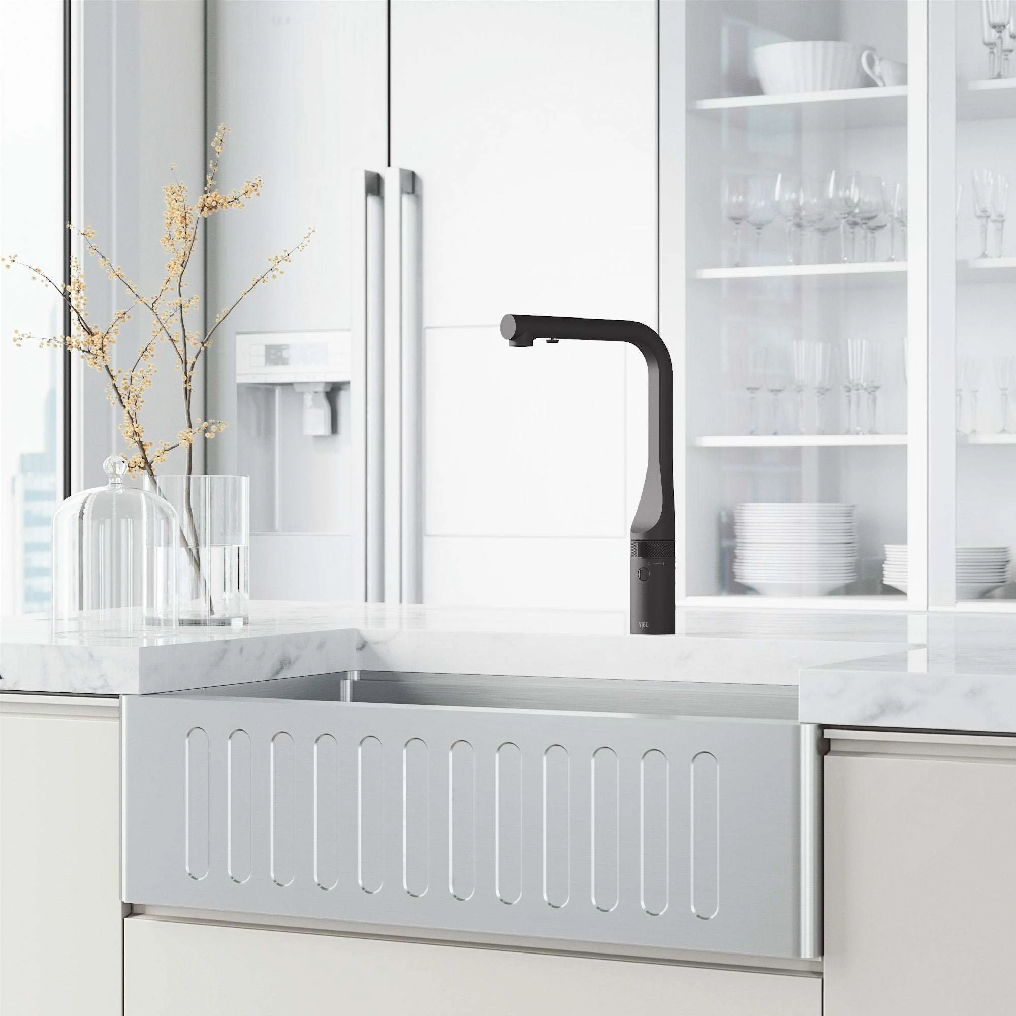 Jewel Touchless Kitchen Faucet - Image 15