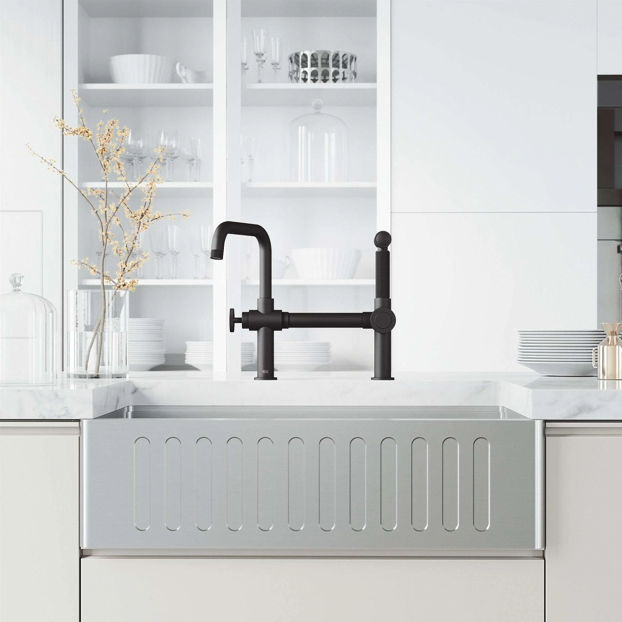Cass Kitchen Faucet With Sprayer - Image 31