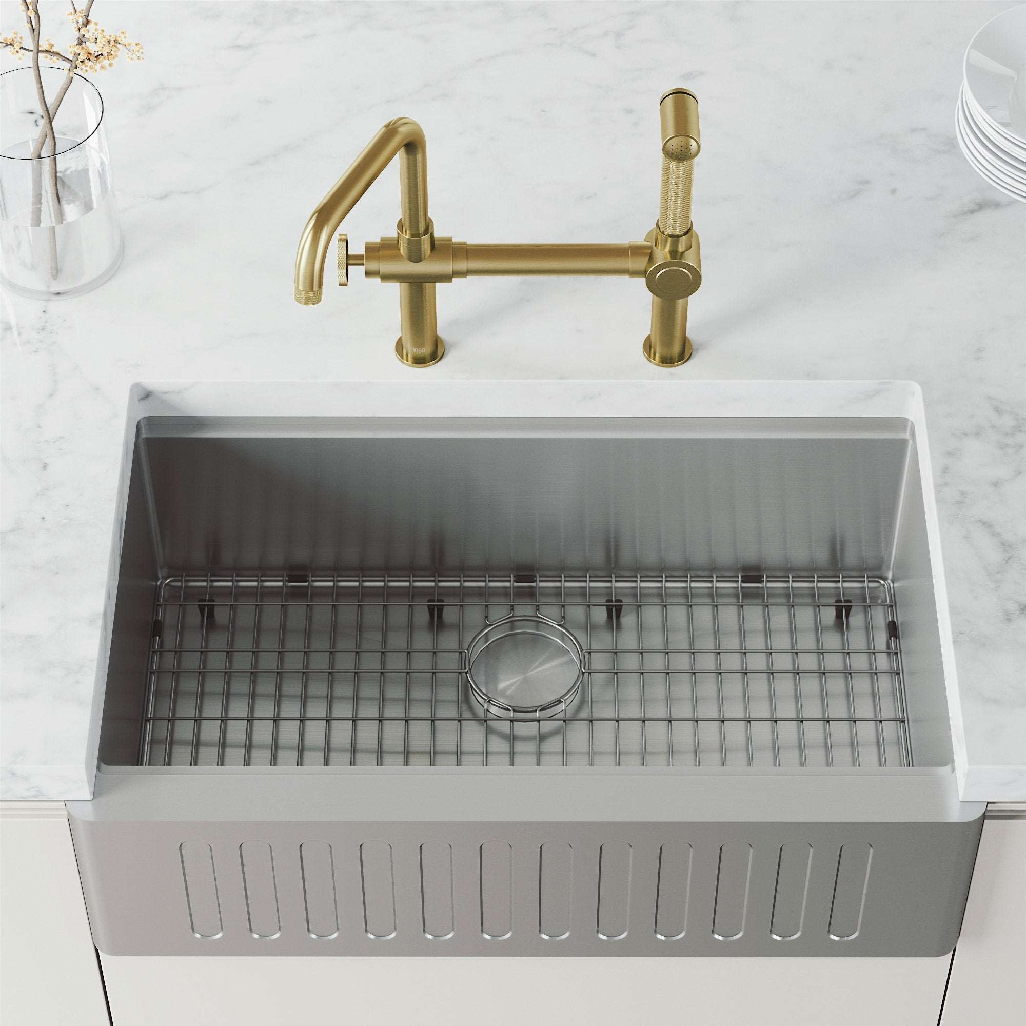 Cass Kitchen Faucet With Sprayer - Image 47