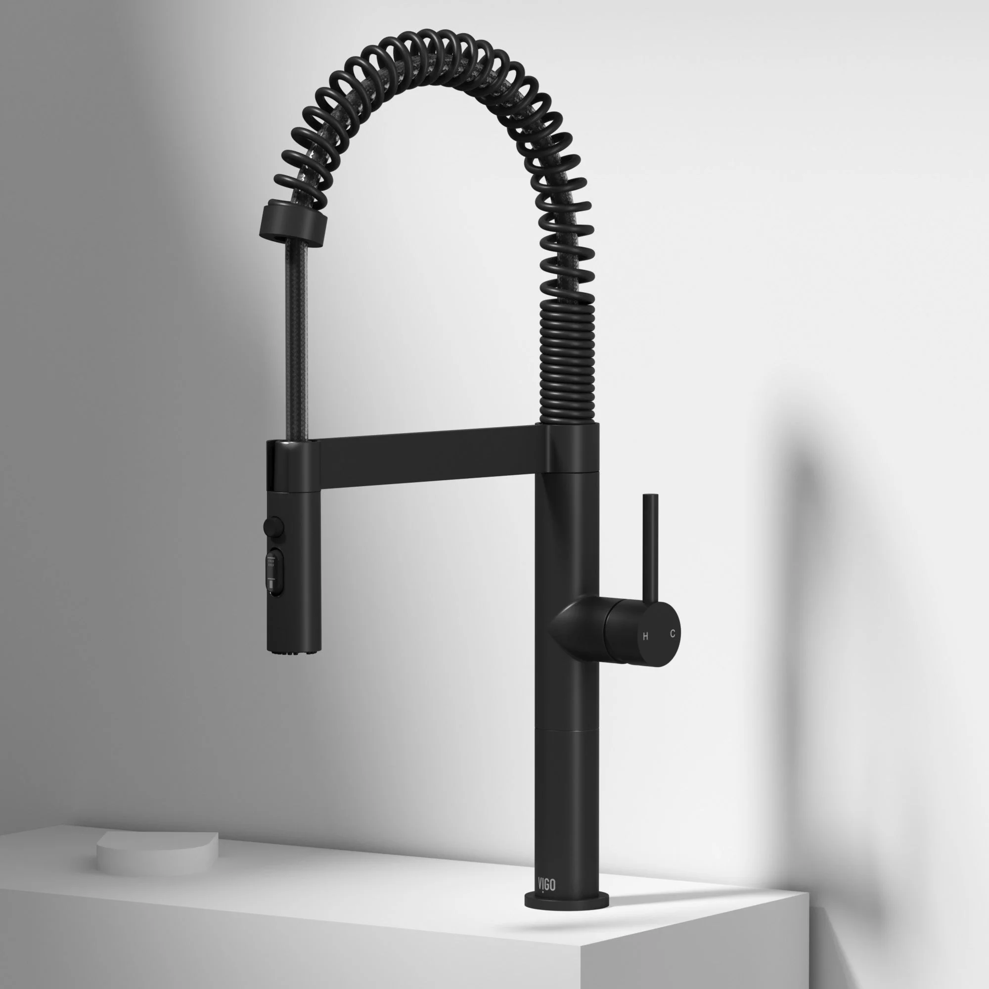 Edison Pro Pull-Down Spray Kitchen Faucet - Image 31