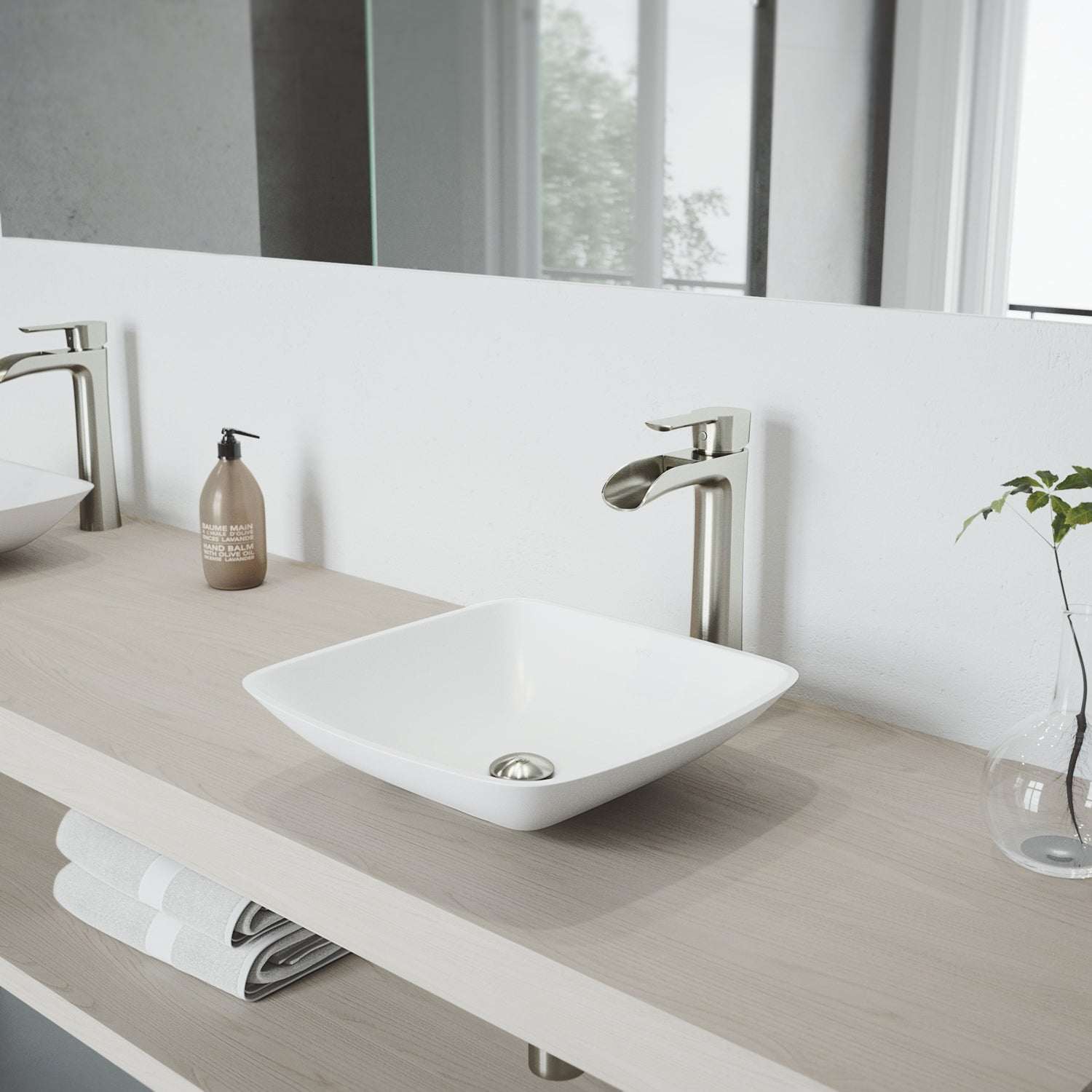 Paloma Vessel Sink Faucet - Image 17