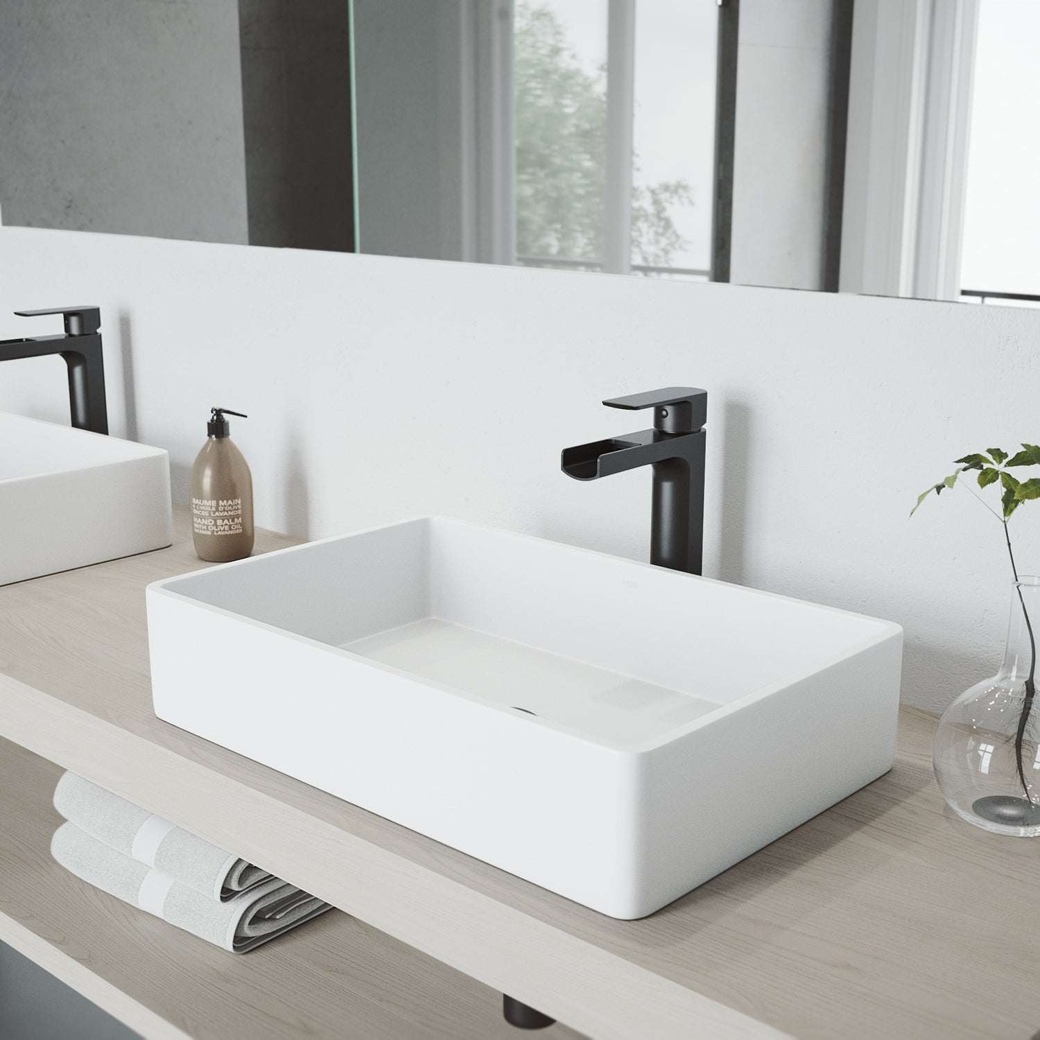 Amada Vessel Sink Faucet - Image 38